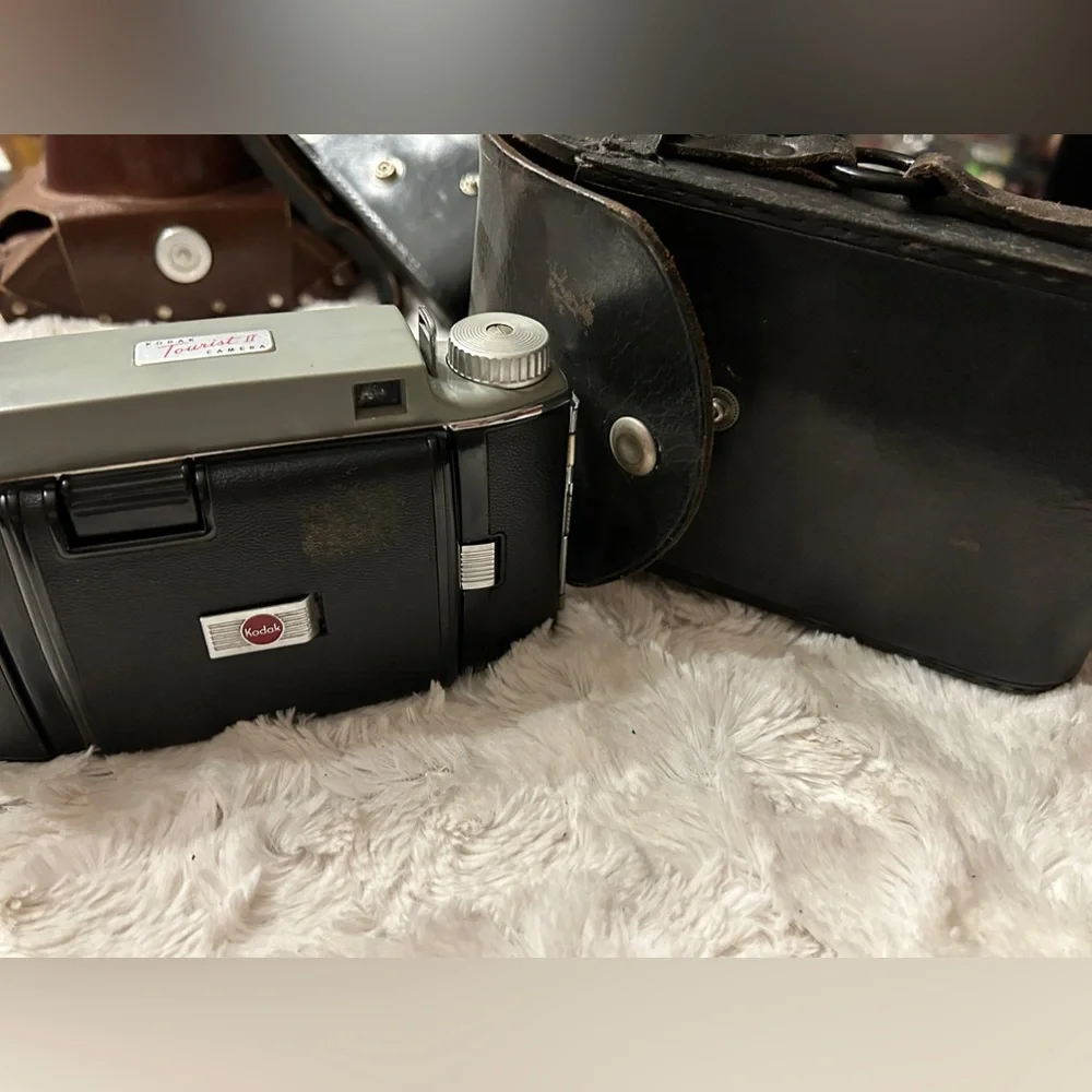 Antique vintage cameras from Germany, Japan, Russia, and USA